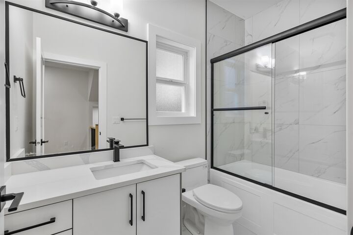 Property Photo: 32504 Higginbottom Court BC V2V 2T7