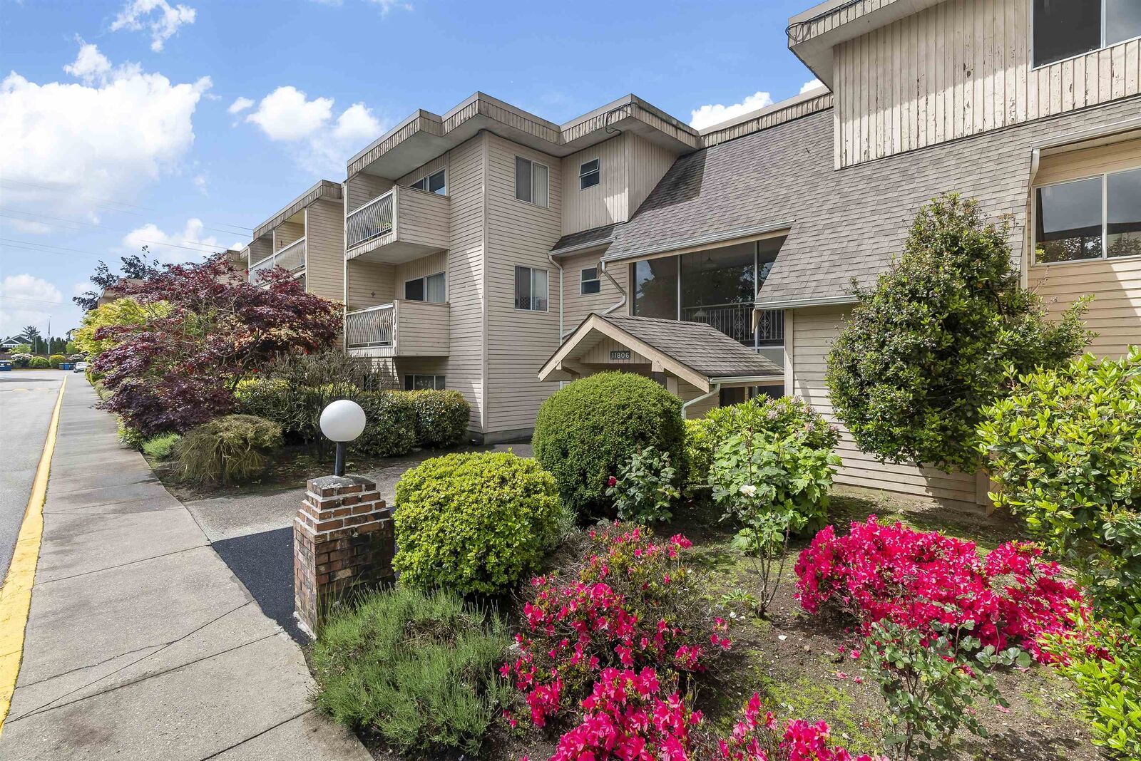 Property Photo: 11806 88 Avenue 221 BC V4C 3C5