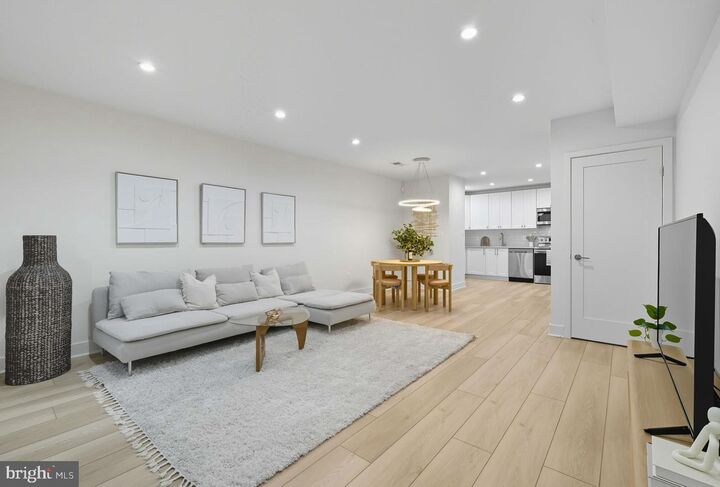 Property Photo:  2812 13th Street NW 1  DC 20009 