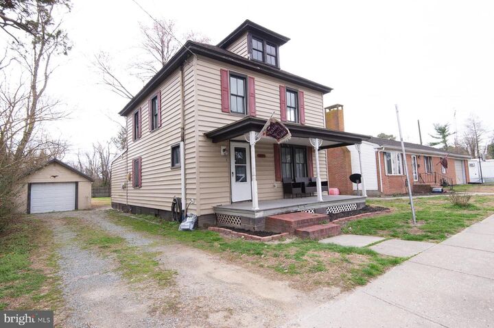 Property Photo:  105 Center Street  MD 21643 