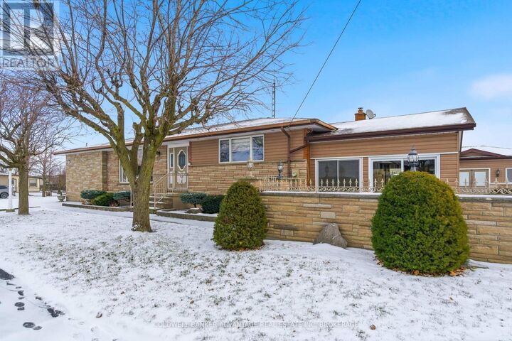 Property Photo:  791 Fielden Avenue  ON L3K 4W5 