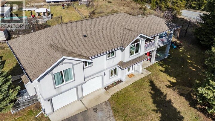 Property Photo: 601 12th Avenue BC V0G 1G0