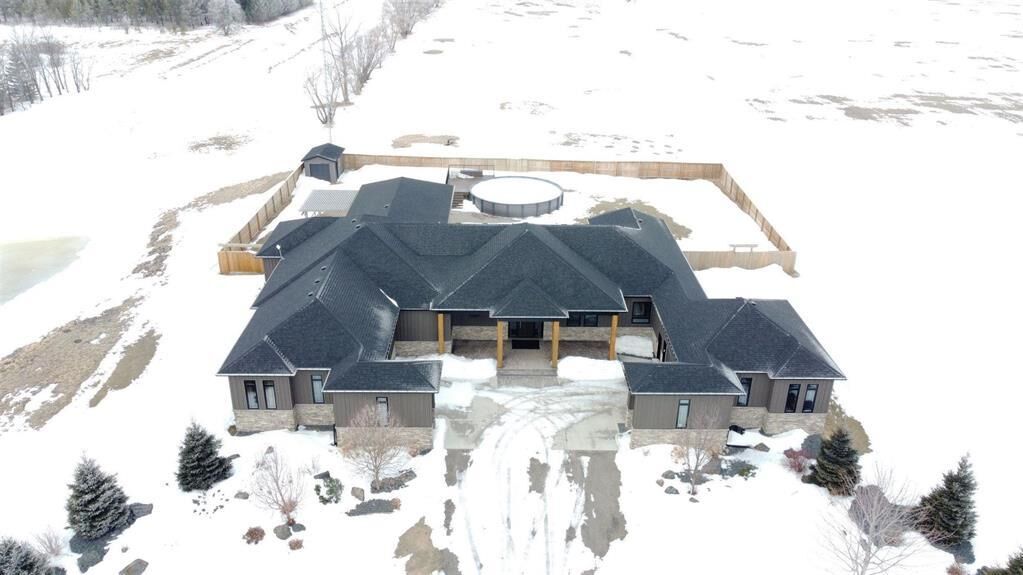 Photo de la propriété:  67028 Willowdale Road  MB R5M 0G5 