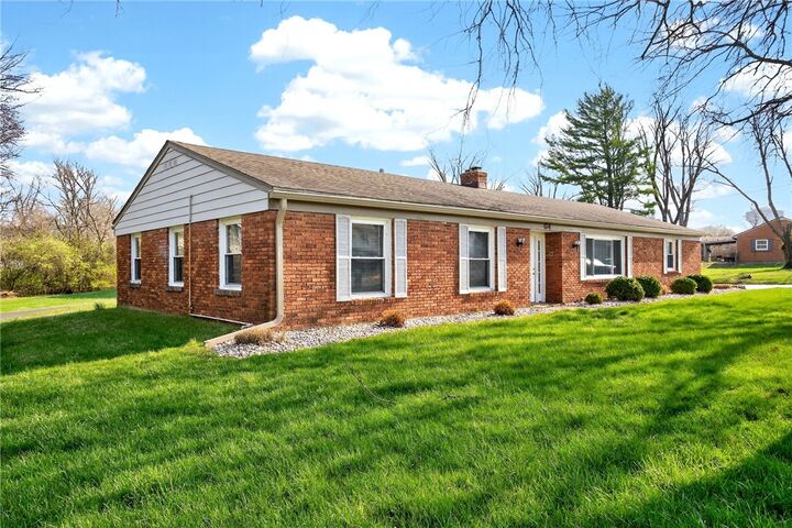 Property Photo:  64 W Lytle 5 Points Road  OH 45066 