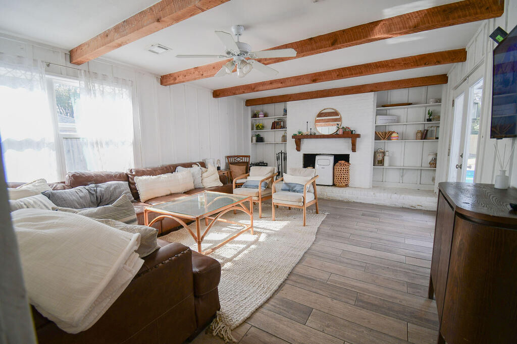 Property Photo:  2912 Glenn Street  FL 32563 