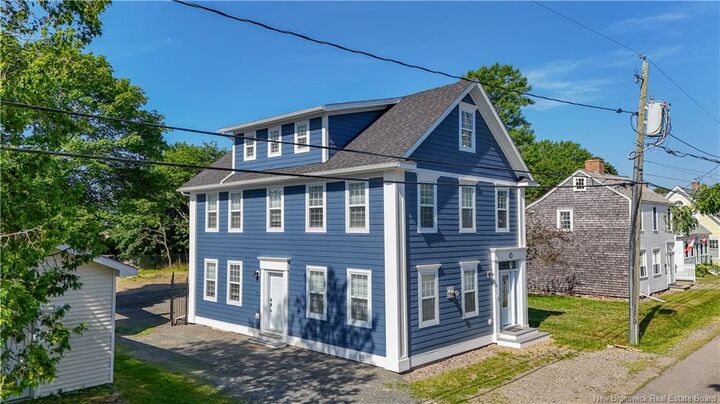 Photo de la propriété: 113 Queen Street NB E5B 1C7