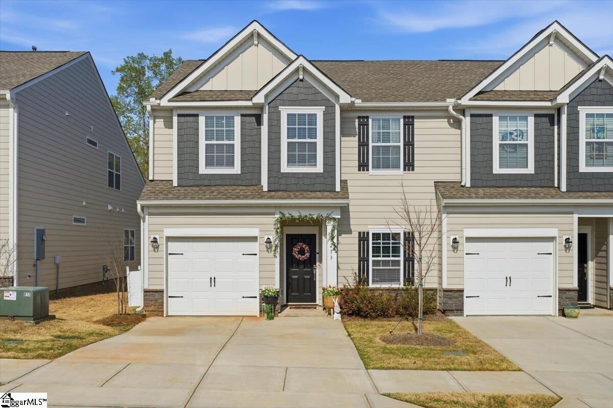 Property Photo: 213 Backstay Lane SC 29687