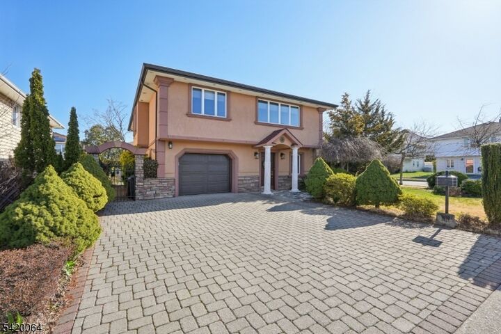 Property Photo: 2 Ivy Ln NJ 07057