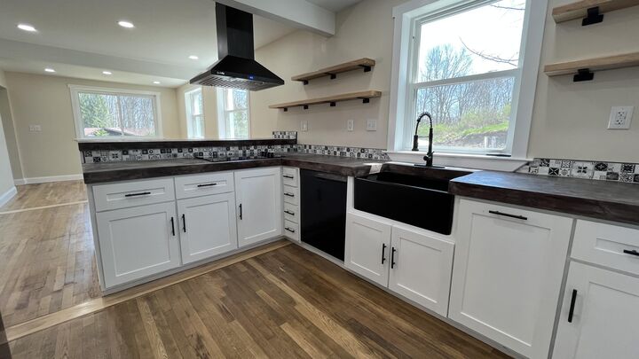 Property Photo:  39638 Midland Trl  WV 25962 