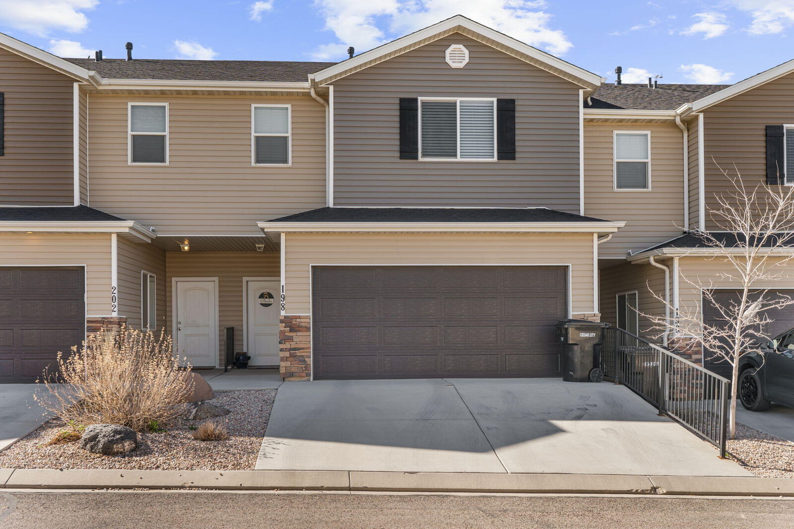 Property Photo:  198 E 3025 N  UT 84721 