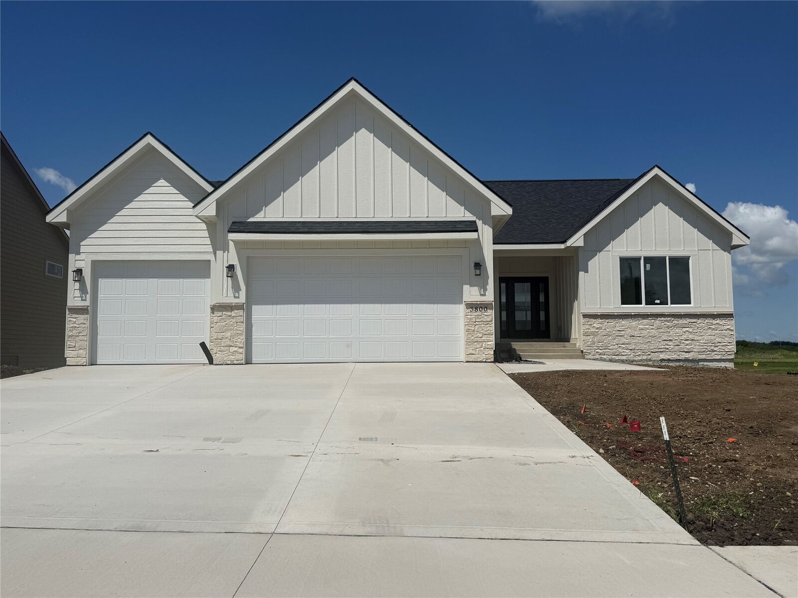 Property Photo:  3800 Fieldstone Drive  IA 50263 