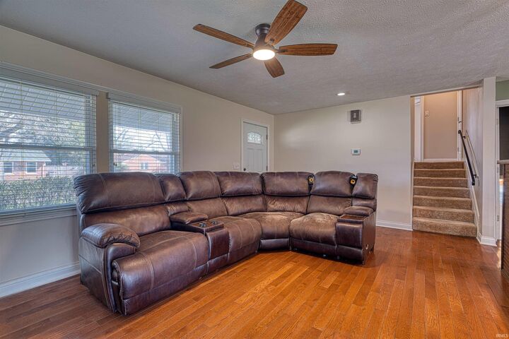 Property Photo: 7215 E Powell Avenue IN 47715