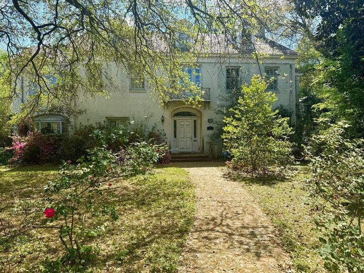 Property Photo: 27 Covington Drive TX 75602
