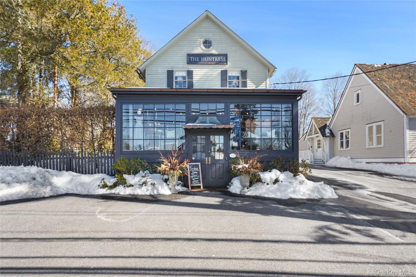 Property Photo:  259 Westchester Avenue  NY 10576 