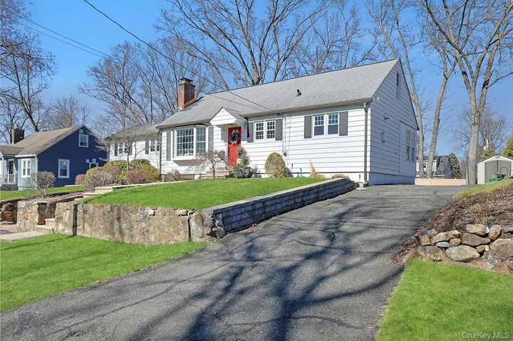 Property Photo:  4 Ward Street  NY 10901 