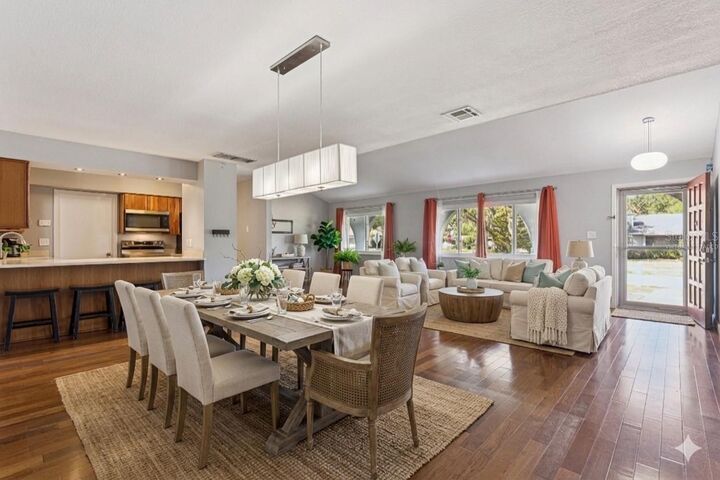 Property Photo: 8200 Fraim Court FL 32825