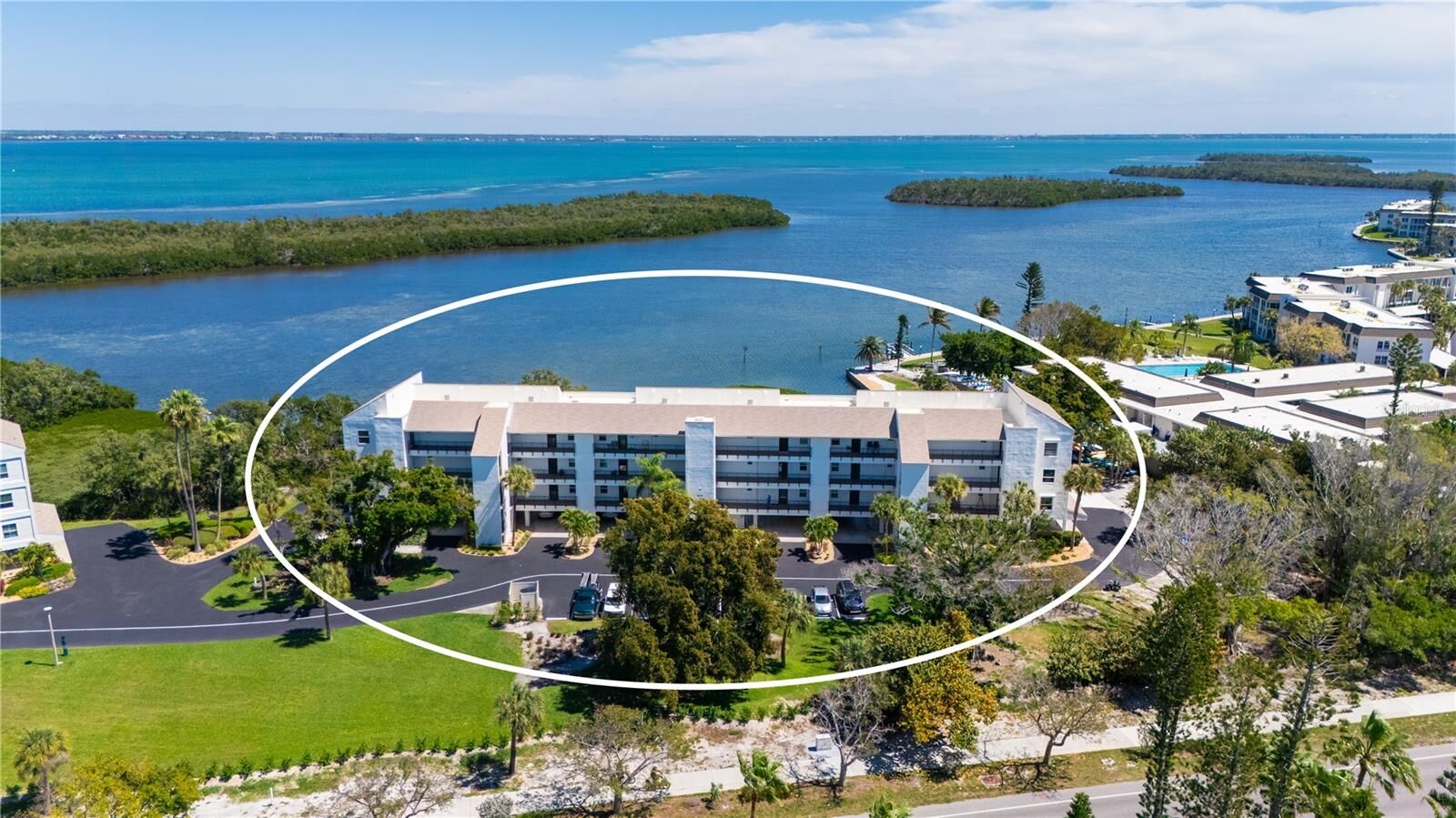 Property Photo: 4500 Gulf Of Mexico Drive 3 FL 34228