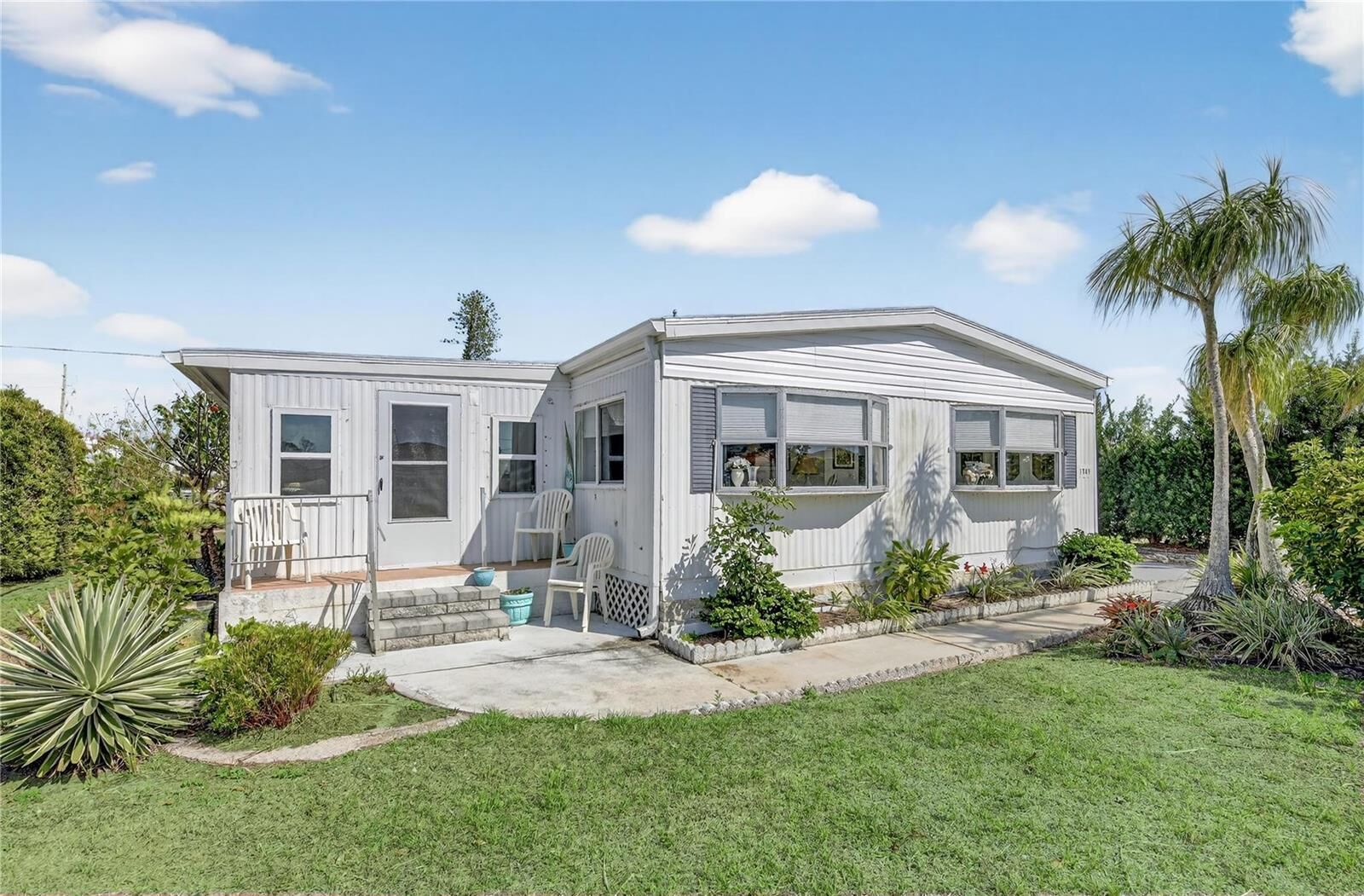 Property Photo:  1349 Seagull Drive  FL 34224 