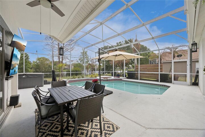 Property Photo:  814 Grovesmere Loop  FL 34761 