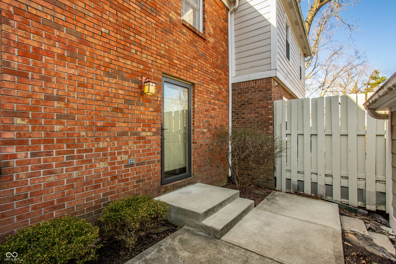 Property Photo:  105 Carmelaire Drive  IN 46032 