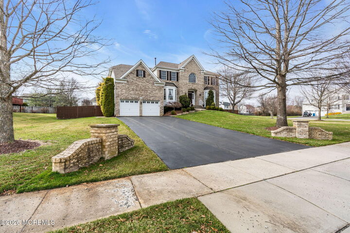 Property Photo:  4 Rutgers Way  NJ 07728 