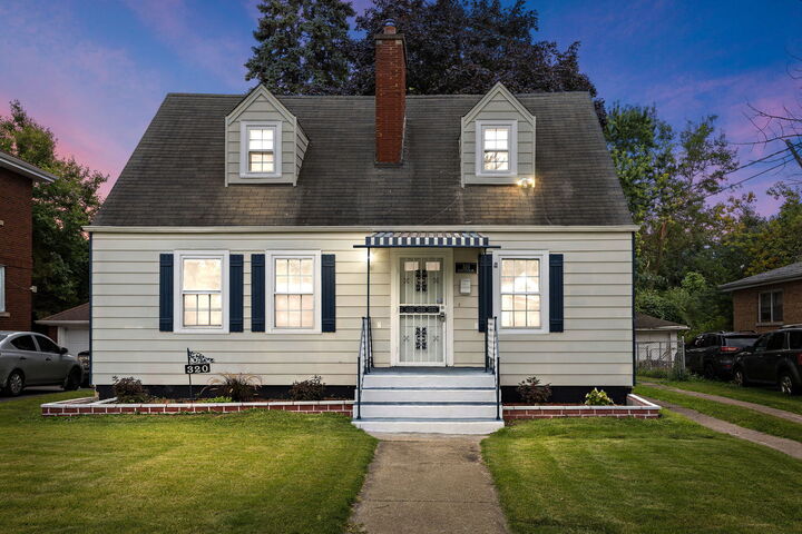 Property Photo: 320 Streamside Drive IL 60426