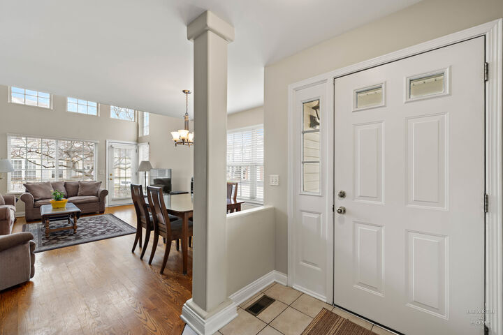 Property Photo:  649 Mulberry Drive 649  IL 60070 