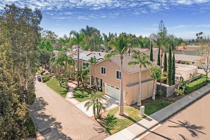 Property Photo:  22702 Islamare  CA 92630 