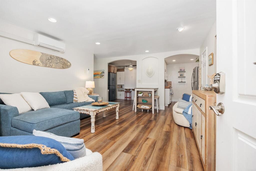 Property Photo: 405 Requeza Street H9 CA 92024