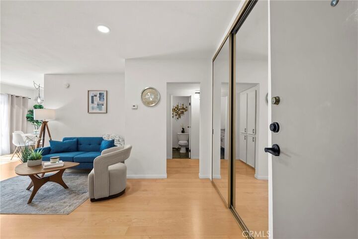 Property Photo:  #425 N Fuller 425  CA 90046 