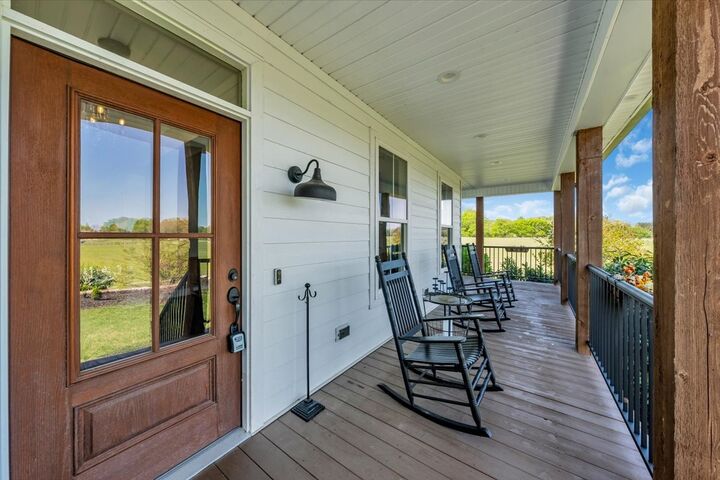 Property Photo: 150 Edie Mae Ln TN 37398