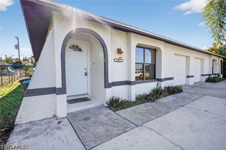 Property Photo:  1413/1415 SE 23rd Place  FL 33990 