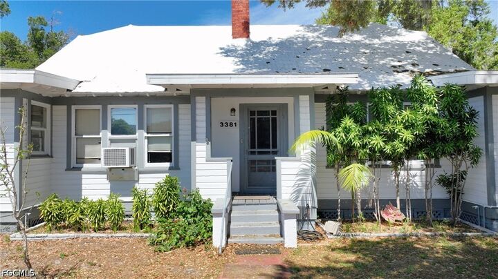 Property Photo: 3381 Edgewood Avenue FL 33916
