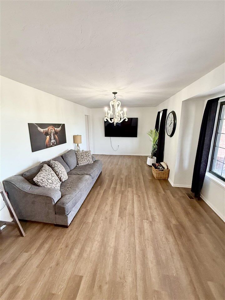 Property Photo:  1602 S 13th Street  OK 74631 