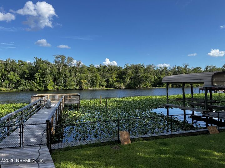 Property Photo:  334 Paradise Circle  FL 32189 