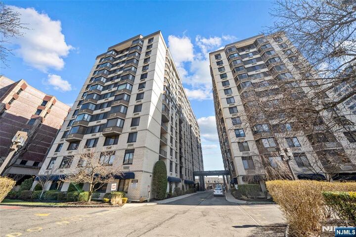 Property Photo: 326 Prospect Avenue 8E NJ 07601