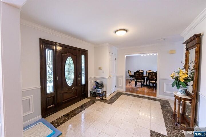 Property Photo:  81 Crescent Avenue  NJ 07430 