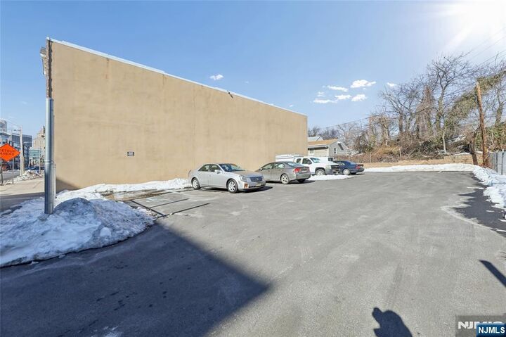 Property Photo:  104-108 Harrison Avenue  NJ 07029 