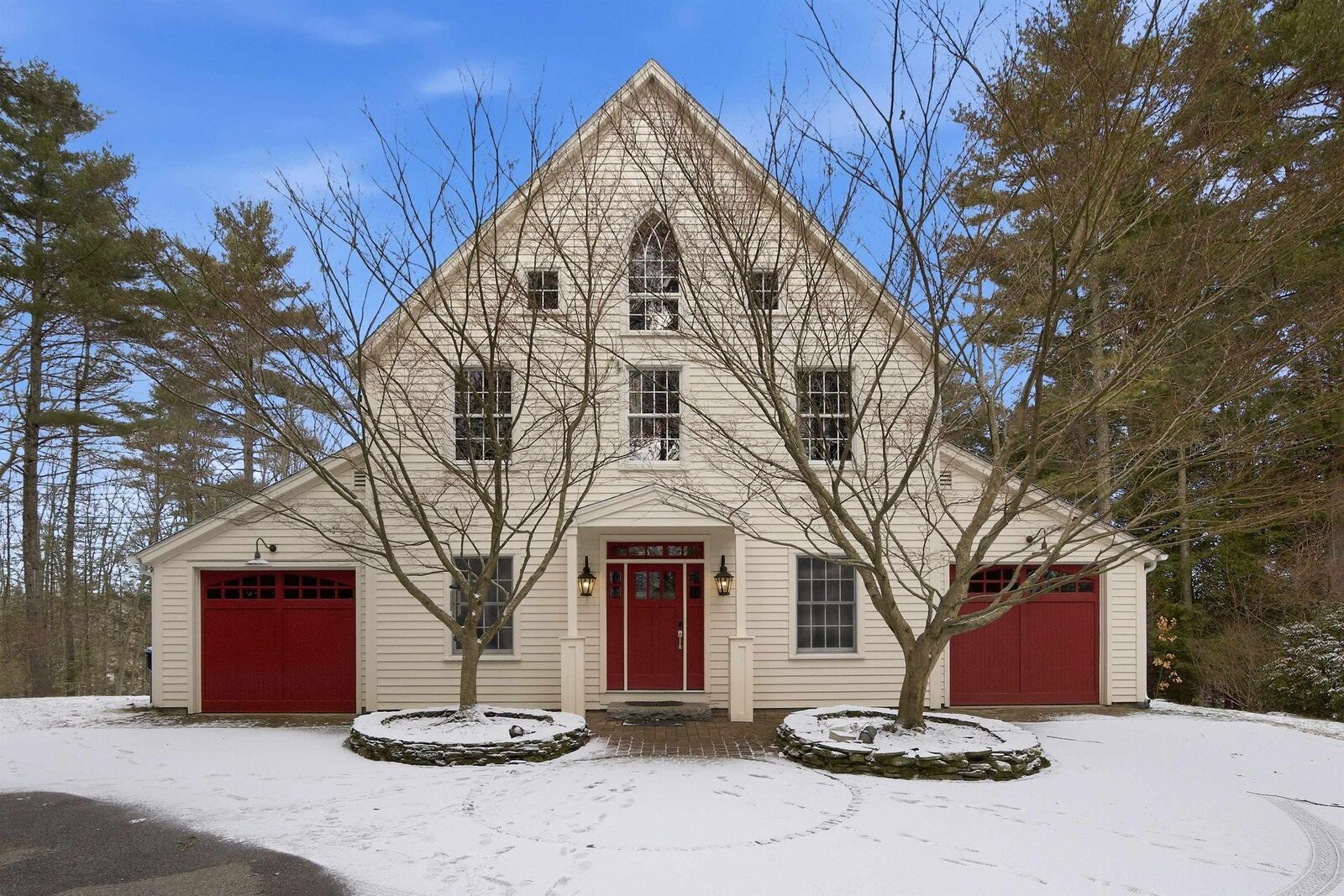 Property Photo: 182 Winnicutt Road NH 03885