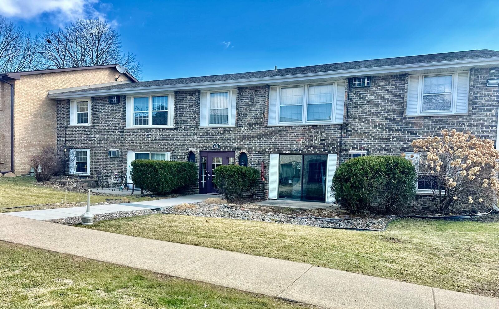 Property Photo: 811 Smetana Road 8 MN 55343