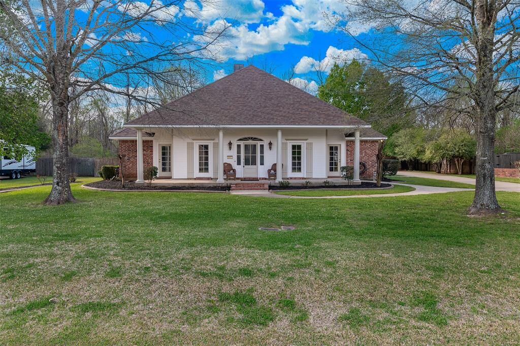 Property Photo:  516 Secret Cove  LA 71111 