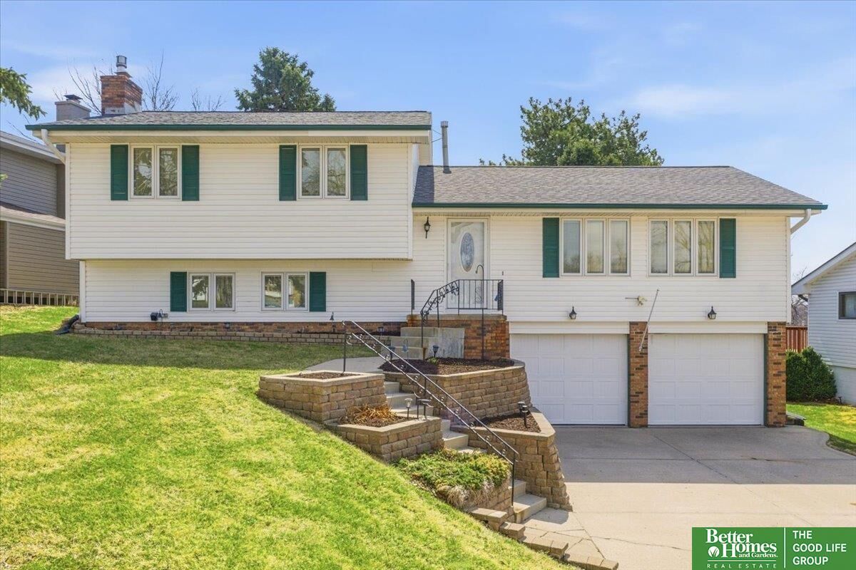 Property Photo:  9517 Sprague Street  NE 68134 