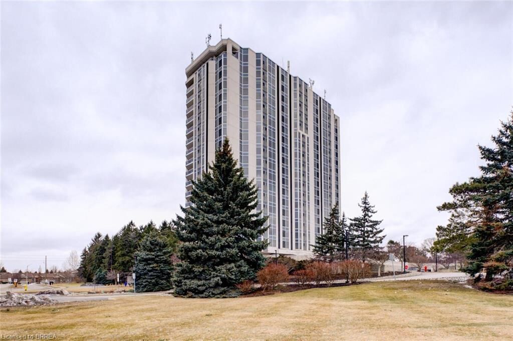 Property Photo:  190 Hespeler Road 1802  ON N1R 8B8 