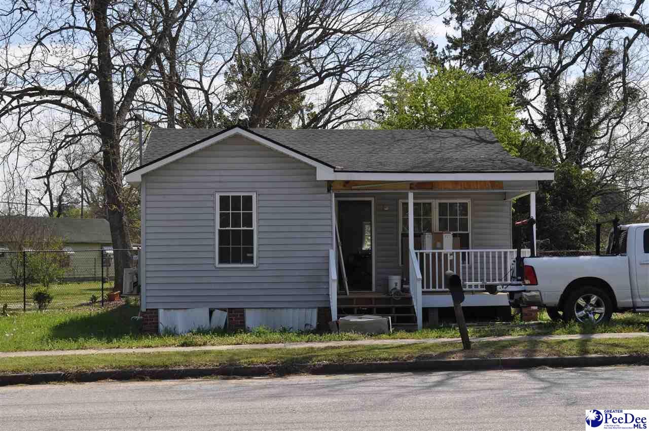 Property Photo:  702 E Liberty Street  SC 29571 