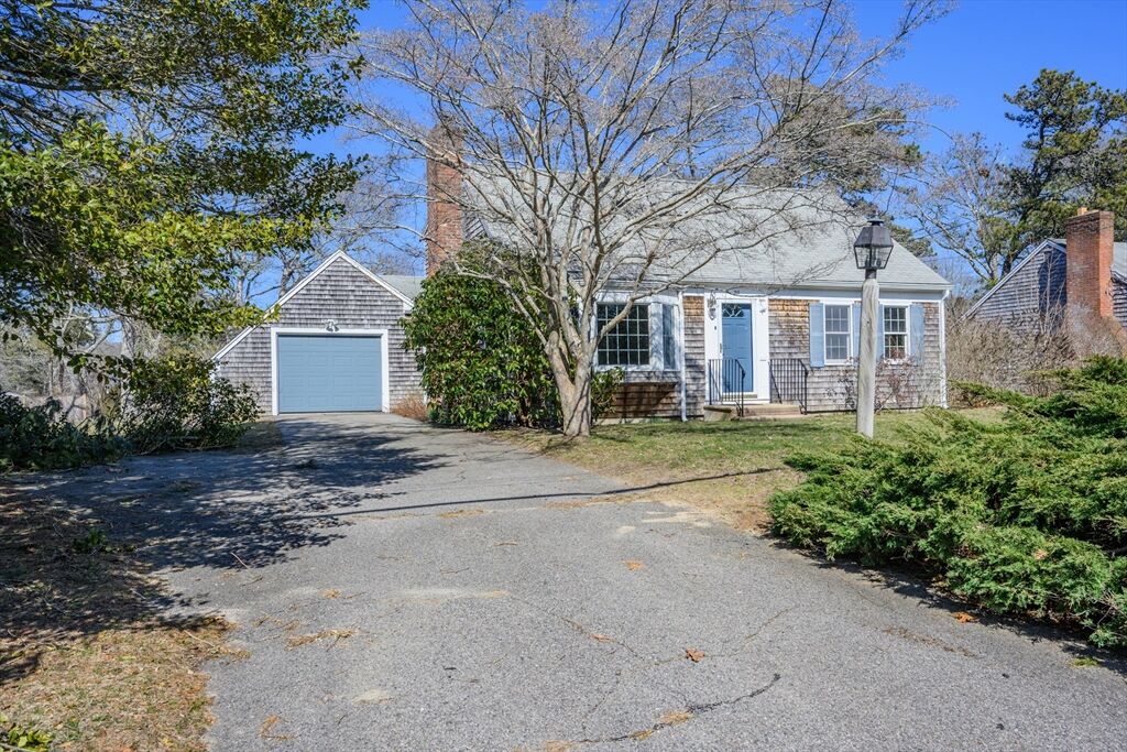 Property Photo:  20 Harold Street  MA 02646 