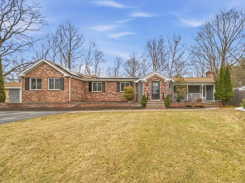 Property Photo:  30 Glendale Ave  MA 01569 