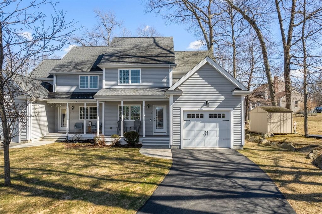Property Photo:  7 Woodland Ct B  MA 01757 