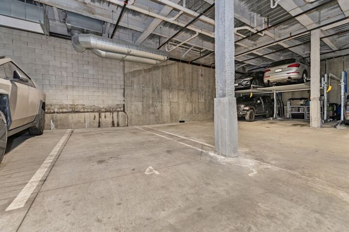 Property Photo:  519 East 2nd St 403  MA 02127 