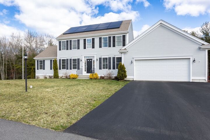 Property Photo:  55 Oldfield  Rd  MA 02324 