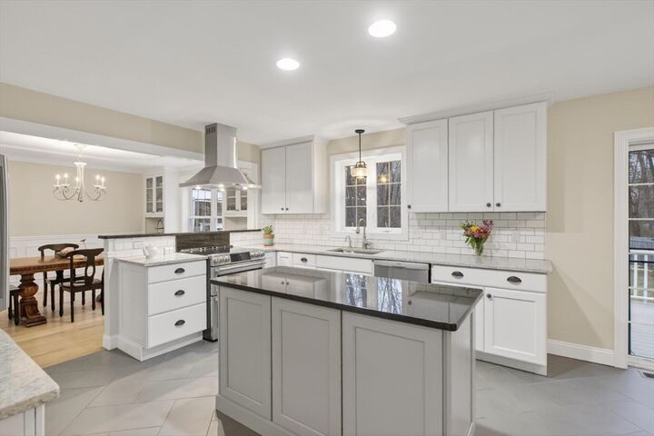 Property Photo:  6A Meadowvale Road  MA 01803 